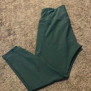 Old Navy Active High-Rise Leggings in Forest Green